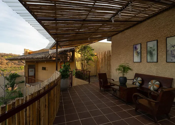 Khách sạn Chuồn Chuồn Retreat Phan Thiết
