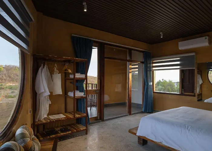 Chuồn Chuồn Retreat Khách sạn Phan Thiết