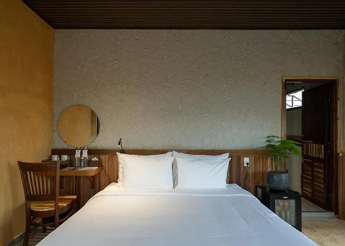 Chuồn Chuồn Retreat 3*