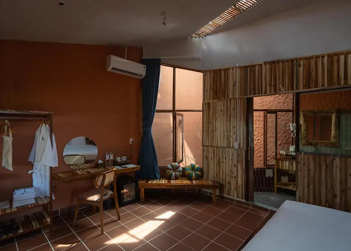 Chuồn Chuồn Retreat Khách sạn